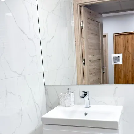 A3 - Queen Double Room - Warsaw City Haven - Two Shared Bathrooms Zewnętrze zdjęcie
