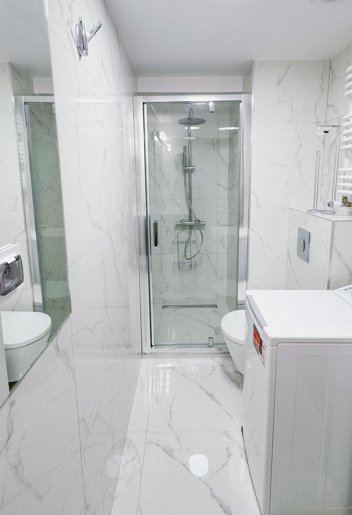 Apartament A3 - Queen Double - Haven - Two Shared Bathrooms *