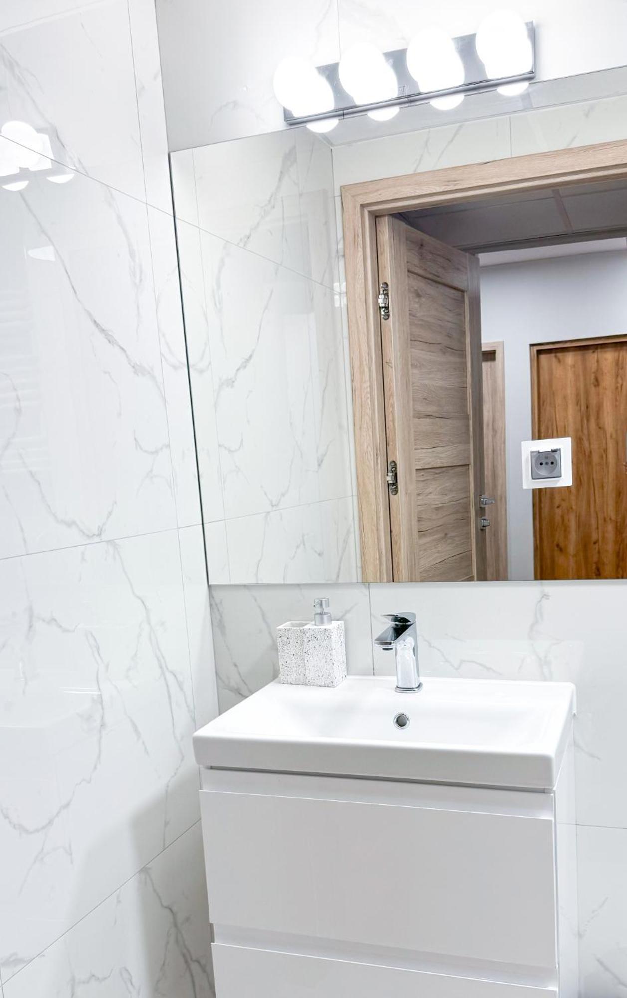 Apartament A3 - Queen Double - Haven - Two Shared Bathrooms